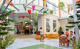 Minh Nhan Hotel